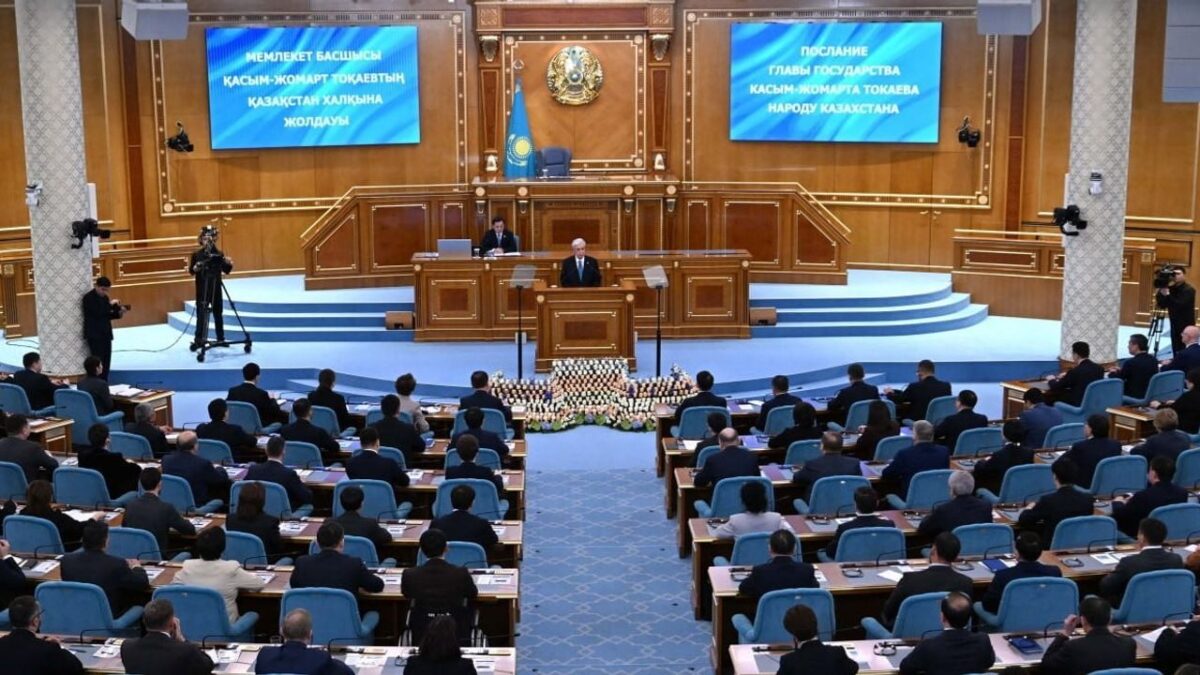 Balkaş santraline 2027'de başlanması mümkün, Tokayev nükleer stratejiyi öne çıkardı