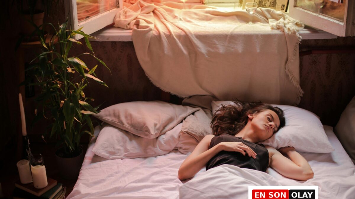 Bilinçli Rüya (Lucid Dreaming) Nedir, Nasıl Görülür? Kapsamlı Rehber