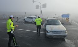 Osmancık Yolu'nda kaza: Yol ulaşıma kapandı, 3 yaralı