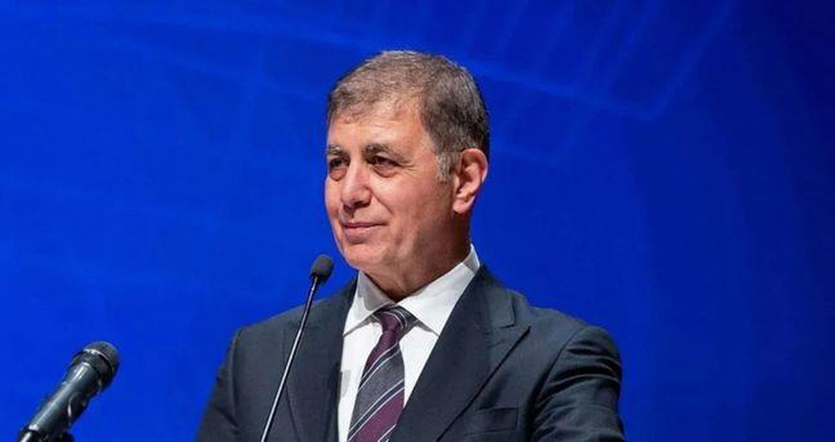 Cemil Tugay kimdir, hangi partili? İzmir Büyükşehir Belediye Başkanı Cemil Tugay kaç yaşında, nereli, ne doktoru?
