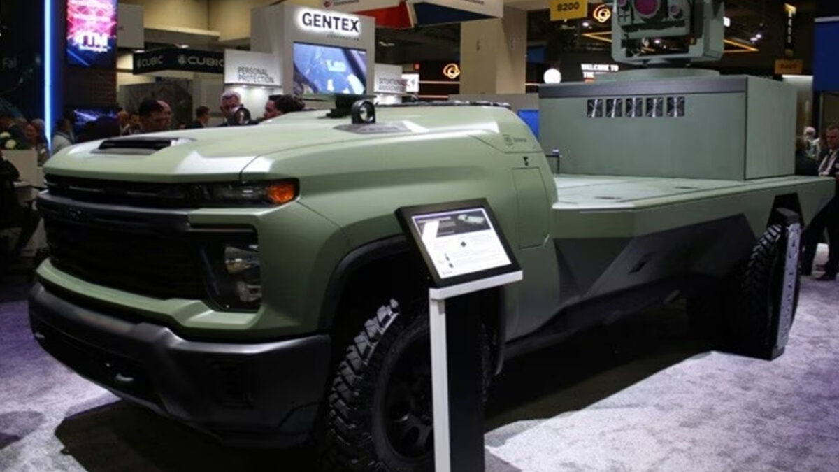 Chevrolet Silverado askeri otonom araca dönüştü