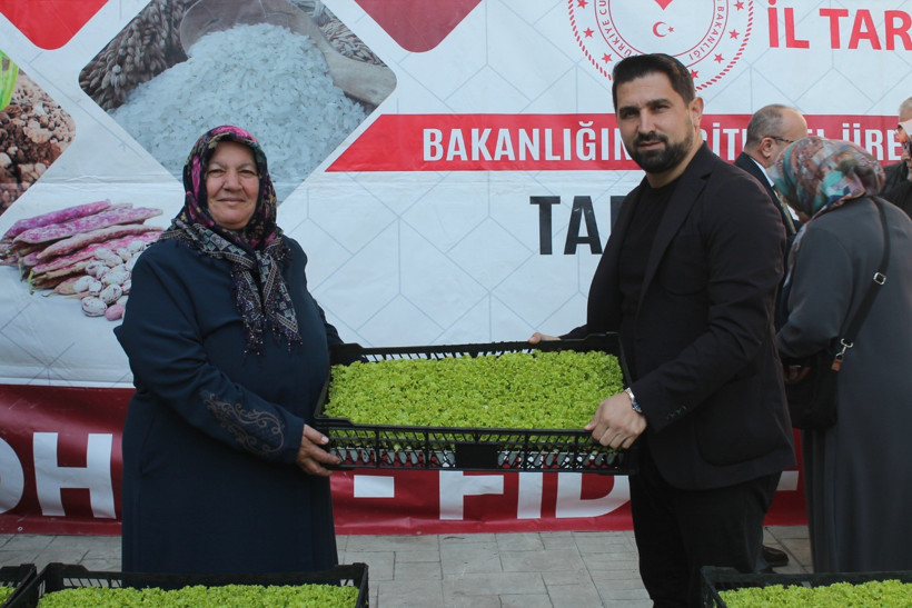 Çiftçilere can suyu: Düzce'de 2,6 milyon TL’lik fide ve tohum desteği - Resim : 2