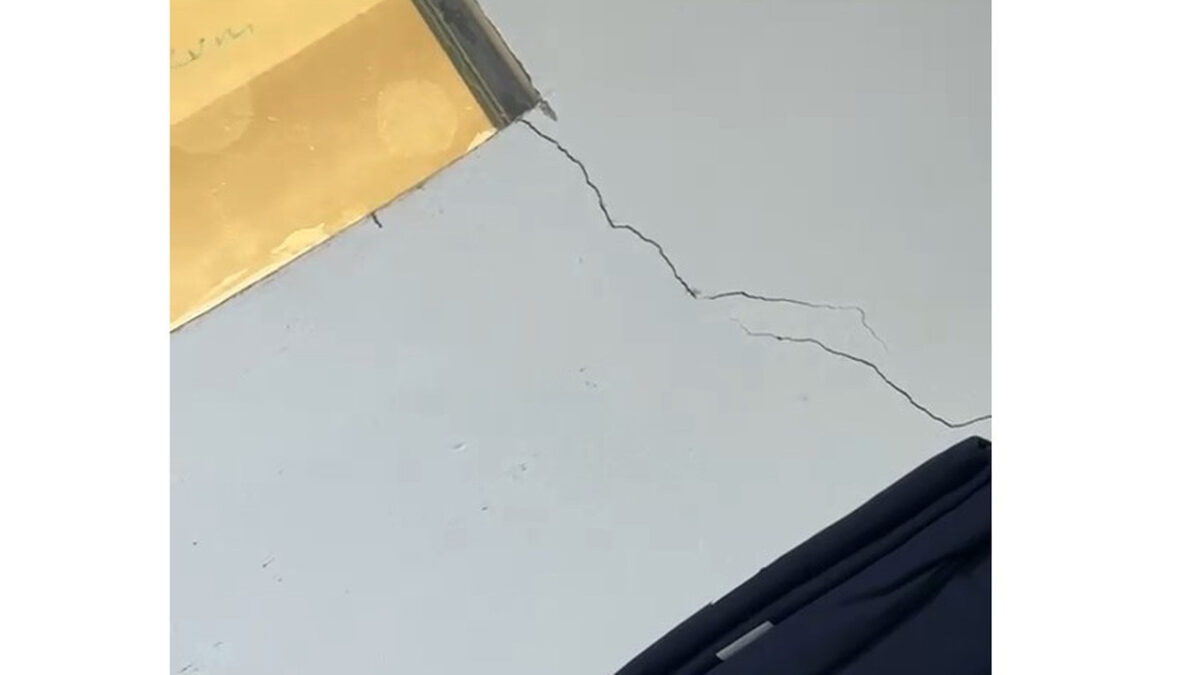 Çöken binadaki çatlaklar böyle kaydedildi: 'Korkutmak istemem ama çatlaklar büyüyor' (Video)