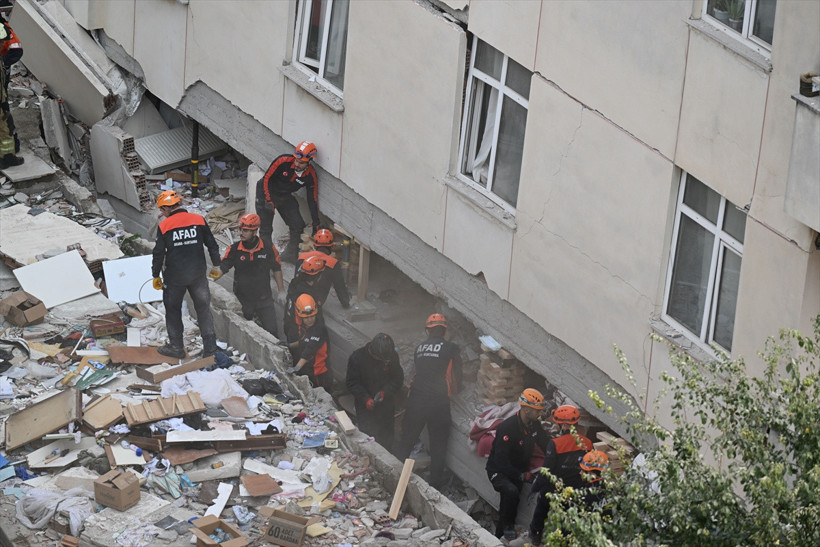 Çöken binadan sağ kurtuldu dehşet dakikalarını anlattı! Çatırdama sesleri ... - Resim: 0