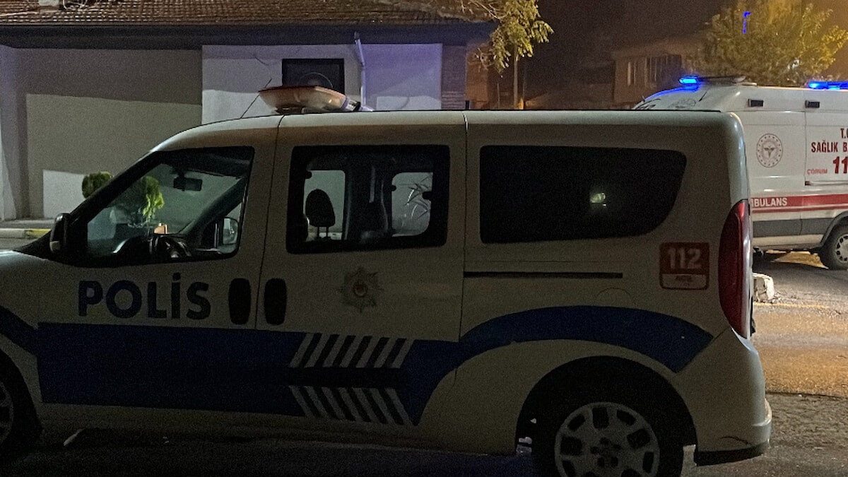 Çorum'daki bıçaklı saldırıda 18 yaşındaki genç yaralandı