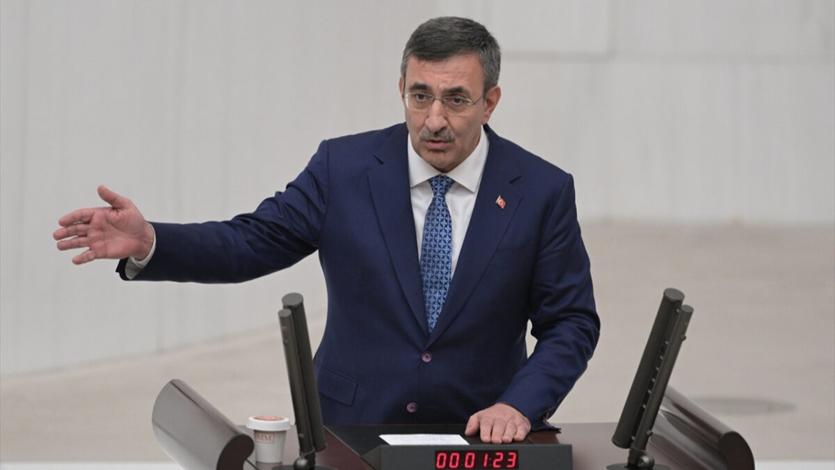 Cumhurbaşkanı Yardımcısı Cevdet Yılmaz: Fon soruşturmasında yurt dışına kaçan pek fazla isim yok
