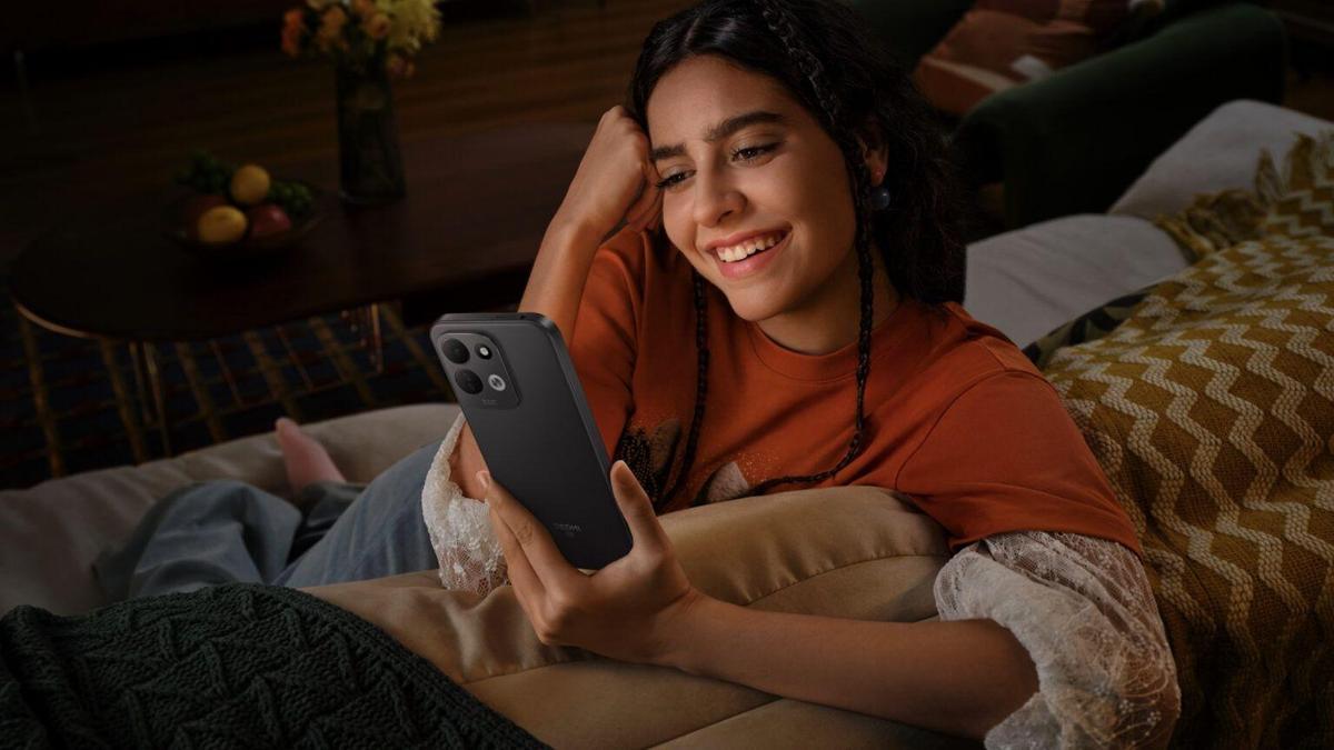 Değer odaklı akıllı telefon ailesini genişletti