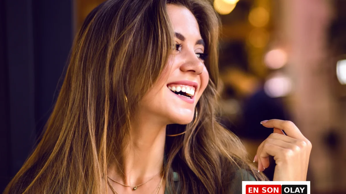 Diş Fırçalamak Yeterli mi? Kusursuz Bir Gülümseme İçin Uygulamanız Gereken 5 Adımlı Rutin