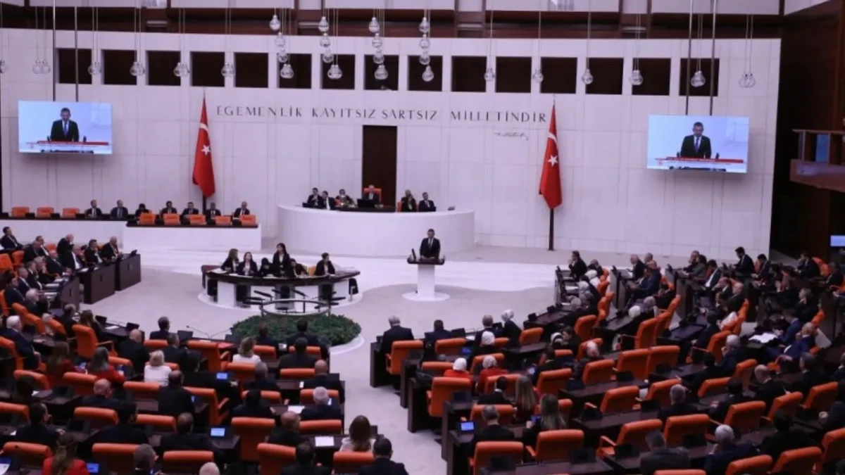 Emeklileri yakından ilgilendiren gelişme: Teklif verildi, emekli maaşı 40 bin TL'nin üzerine mi çıkacak?