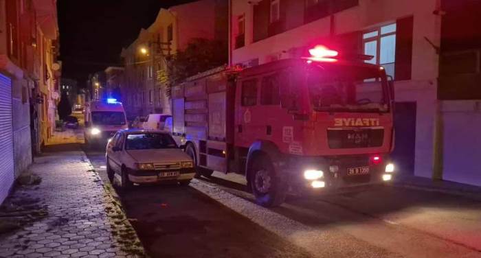 Eskişehir'de apartmandan gelen patlama sesi mahalleyi ayağa kaldırdı!