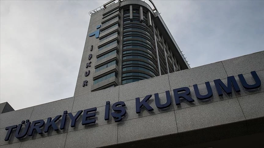 NİUP kapsamında gençler haftada 3 güne kadar programa katılım sağlayabiliyor. Katılım süresi ve programın uygulanma koşulları ilgili ilana göre belirleniyor.