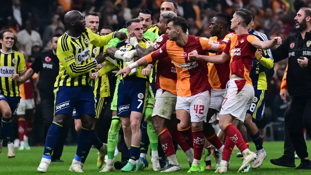 Fenerbahçe'den Galatasaray derbisi sonrası olaylara ilişkin açıklama