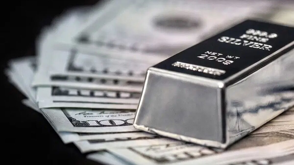 Gümüşte düşüş sona mı eriyor? Analistler 63 dolar seviyesine dikkat çekti!