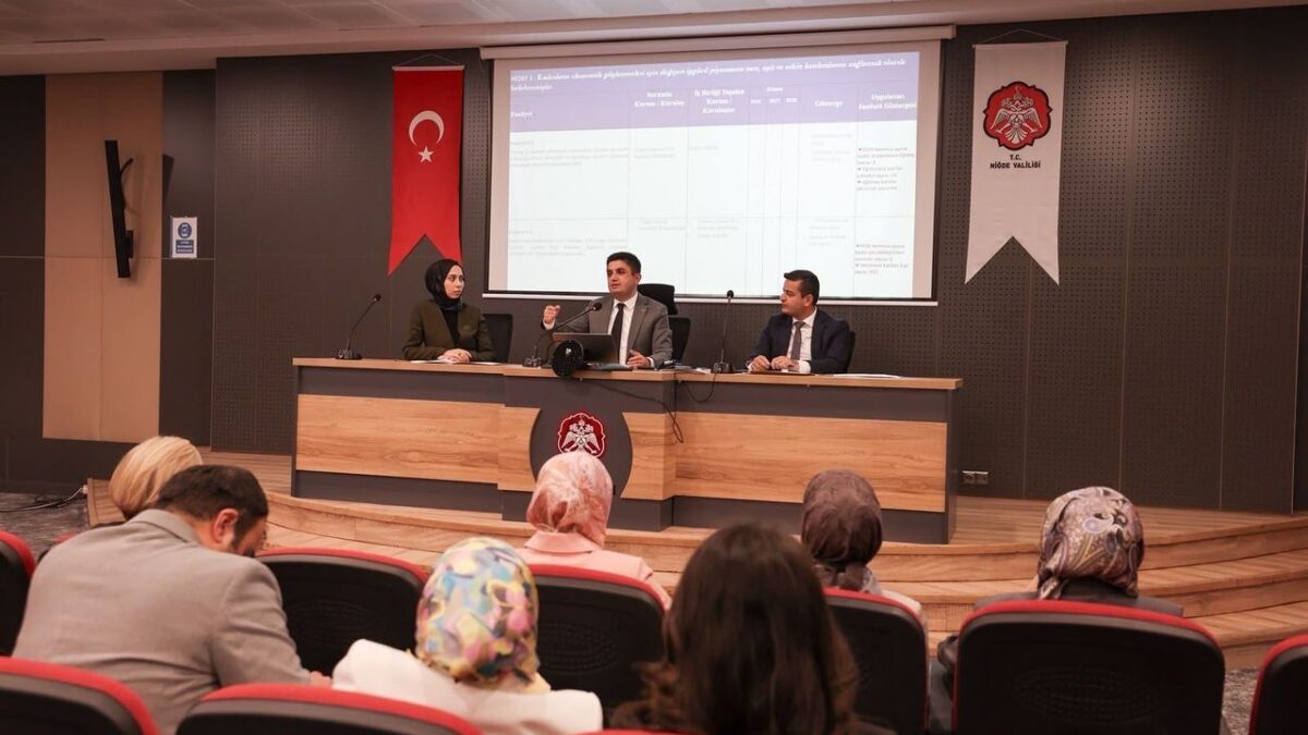 Niğde'de Kadının Güçlenmesi ve Şiddetle Mücadele Masaya Yatırıldı