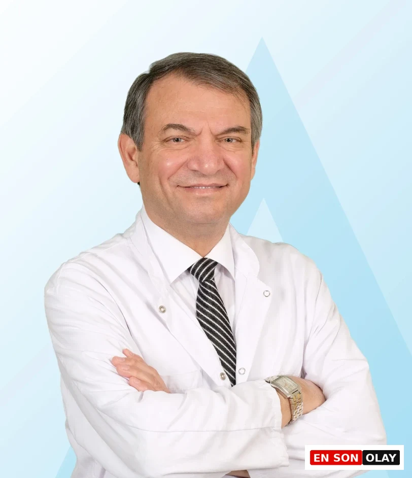 Acıbadem International Hastanesi Çocuk Alerjisi Uzmanı Prof. Dr. Feyzullah Çetinkaya portresi