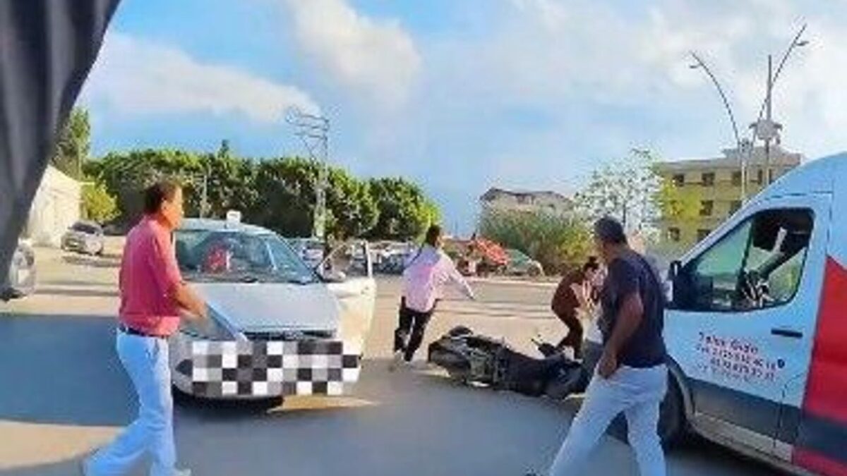Hatay'da motosiklet ile otomobil çarpıştı: 2 yaralı