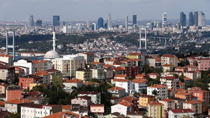 İki kişi çalışsa bile yetmiyor: İstanbul’da kira ödendikten sonra elde hiçbir şey kalmıyor - Resim : 1