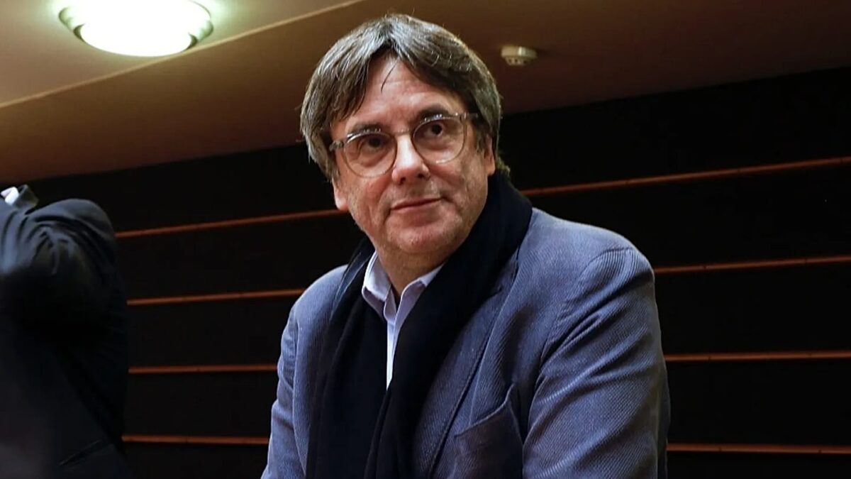 İspanya’da Katalan lider Puigdemont hakkında tutuklama kararı kaldırıldı