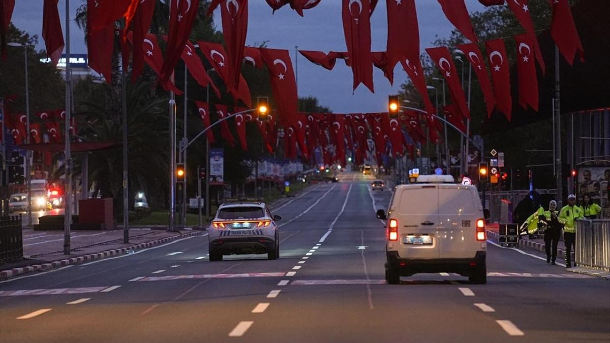 İstanbullular dikkat! 29 Ekim'de bu yollar trafiğe kapatılacak