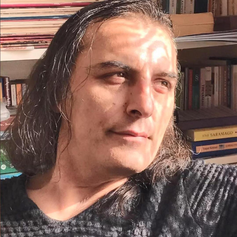 Kağıthane’de balkonda aç kalan kediler sayesinde sahibinin öldüğü fark edildi - Resim : 3