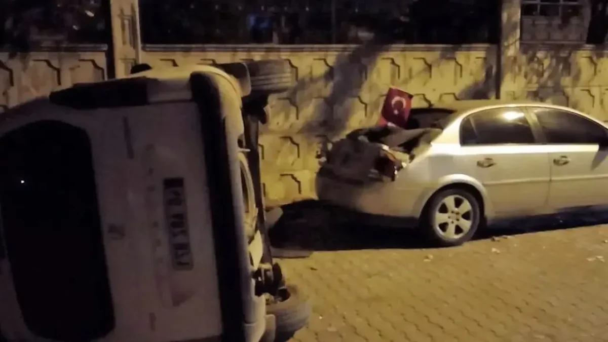 Kahramanmaraş'ta kaza anı kamerada: 7 yaralı