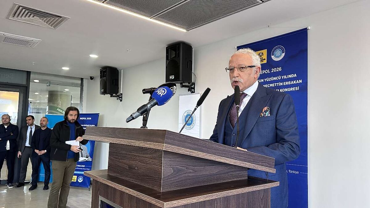 Konya'da Erbakan'ın 100. yılına özel uluslararası kongre