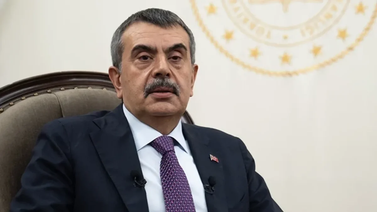 MEB'den İlkokullarda Devrim Niteliğinde Değişiklik Sinyali: İlkokullarda Sınıf Öğretmenliği Sistemi Değişiyor mu?