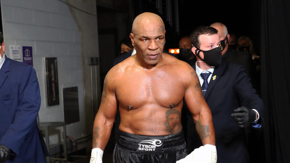 Mike Tyson, Tuzlu Kahve dizisine konuk olacak