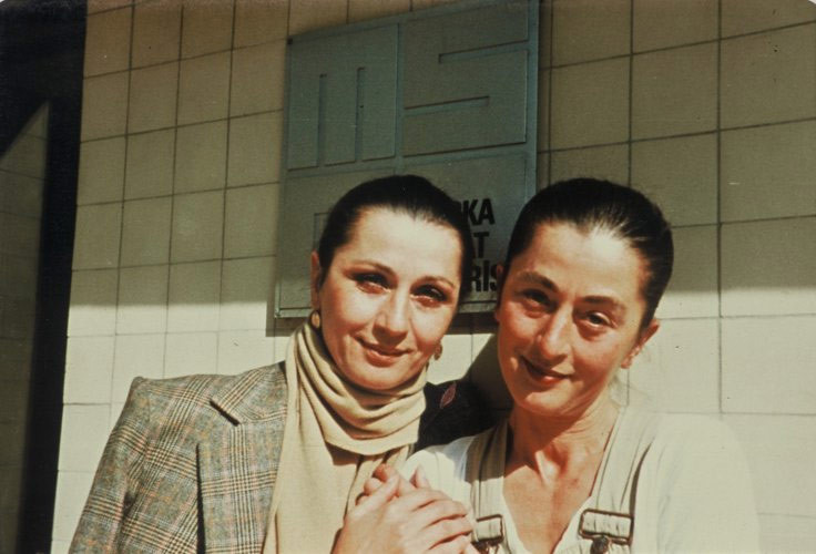Müzayedeler yapılıyor, tablolar alınıyor... Gözden kaçırılan şey: İlk galericiler kadınlardı - Resim : 3