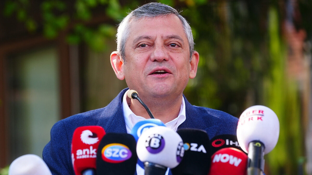 Özgür Özel'den AYM'nin Yeni Parti kararına ilişkin ilk açıklama