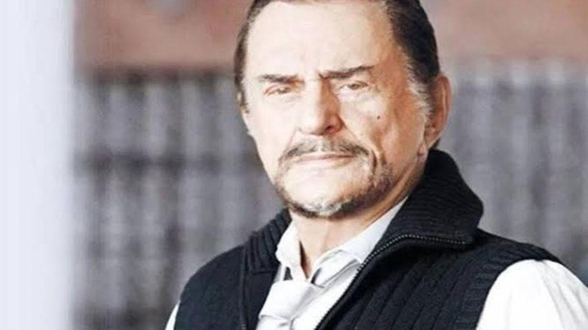 ŞARKICI ALPAY ÖLDÜ MÜ, HASTALIĞI NEYDİ? Alpay Kimdir, Kaç Yaşındaydı, Nereli? Alpay'ın Hastalığı Neydi, Neden Öldü? Vefatını Bora Gencer Duyurdu!