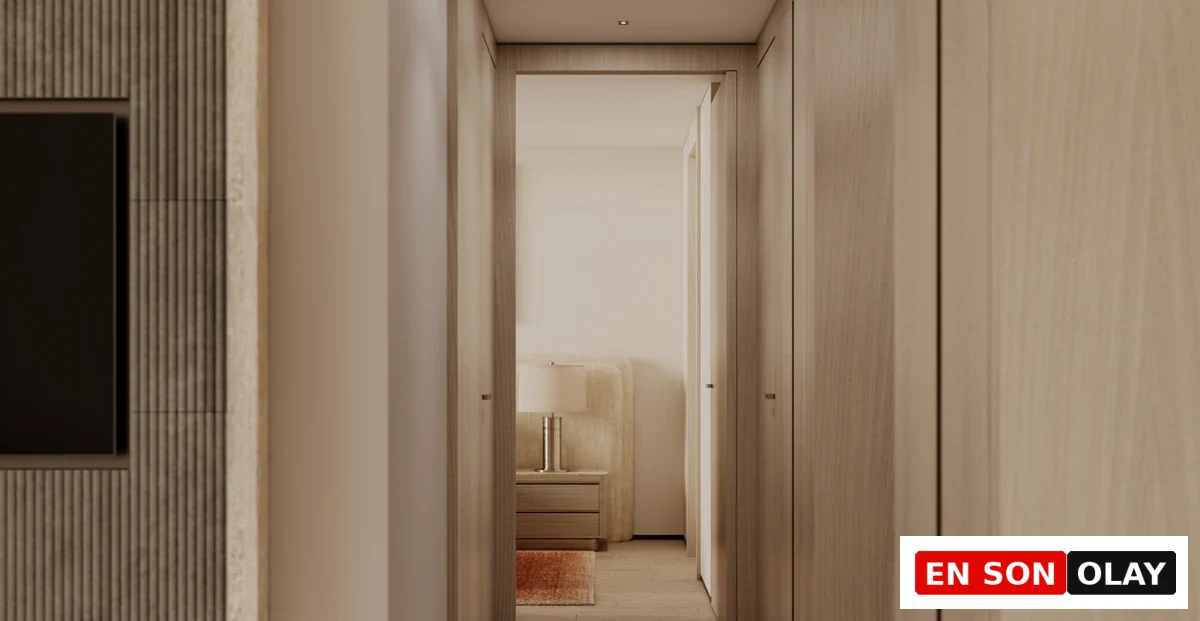 Mesa Casa Well iç mekânında ahşap yüzeylerle tasarlanan koridor.