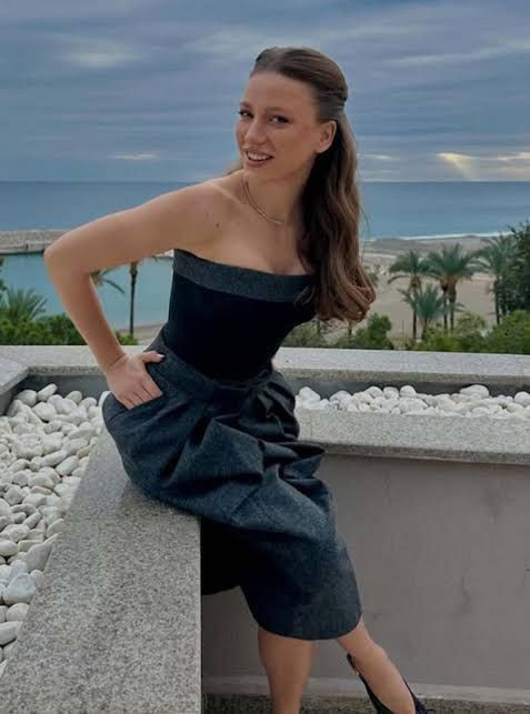 Serenay Sarıkaya spor sonrası halini paylaştı! Fotoğraftaki not güldürdü - Resim: 6