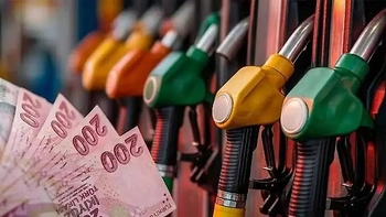Akaryakıtta Üçlü Zam Alarmı! 