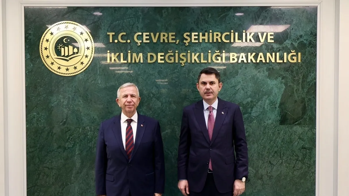 SON DAKİKA! Bakan Kurum, Mansur Yavaş'ı kabul etti