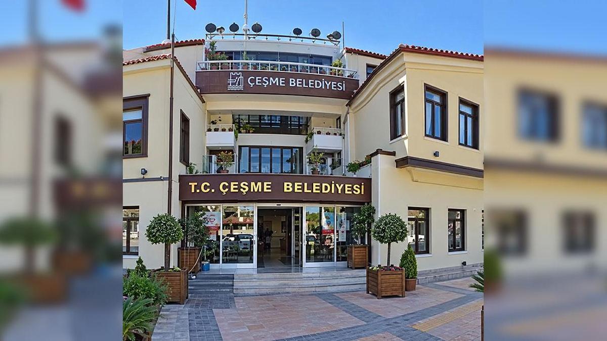 SON DAKİKA! Çeşme Belediyesi'ne operasyon