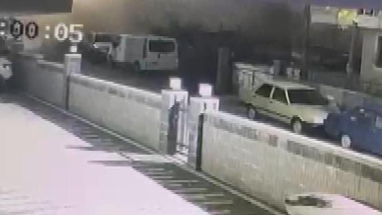 Son dakika... Maltepede 7 katlı binadaki çökme anı kamerada
