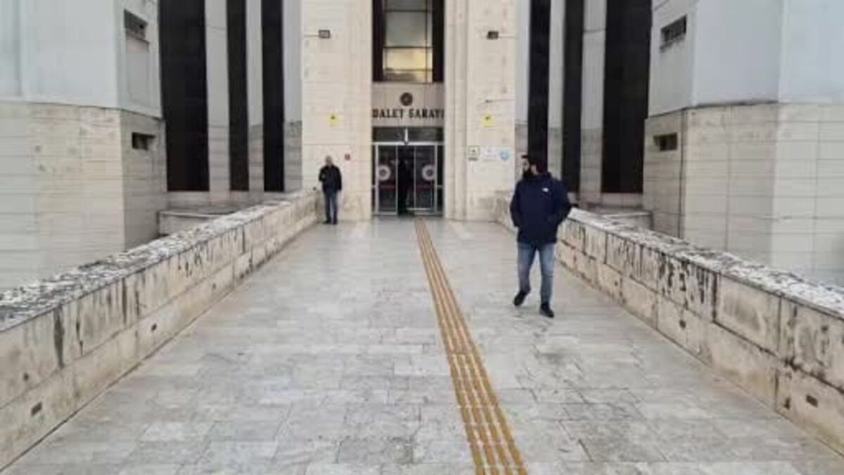 Sosyal medya paylaşımı soruşturması: resim öğretmeni tutuklandı