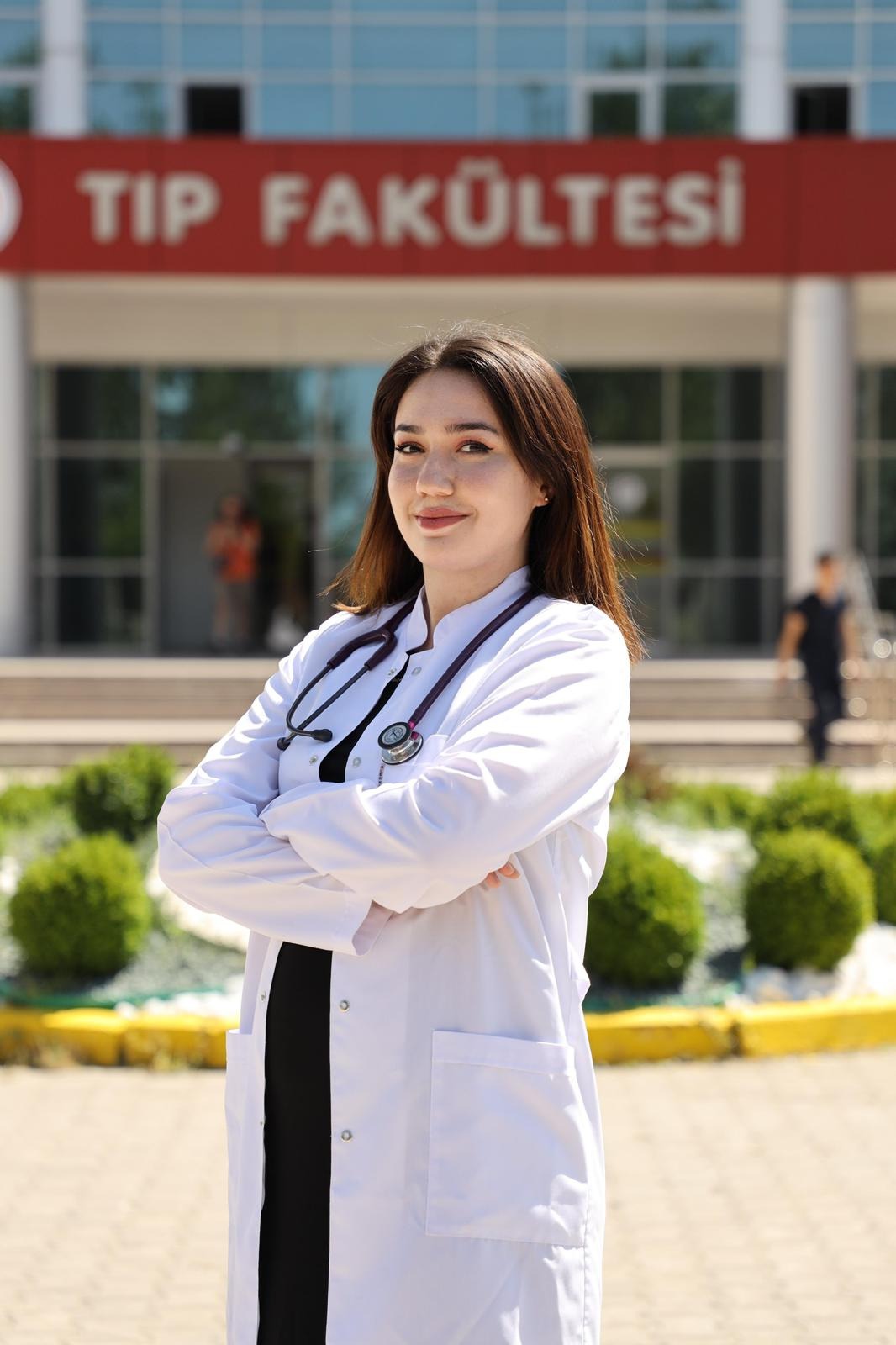 Sultandağı'nın Gururu Dr. Ebru Akbıyık'tan Bir Başarı Daha! TEOG Birinciliğinden TUS Başarısına