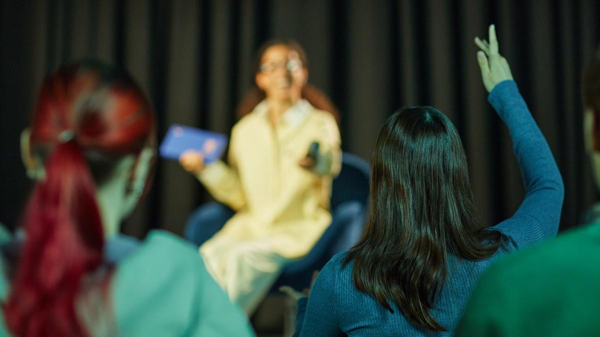 Diyarbakır’da otizm semineri ailelerle buluştu