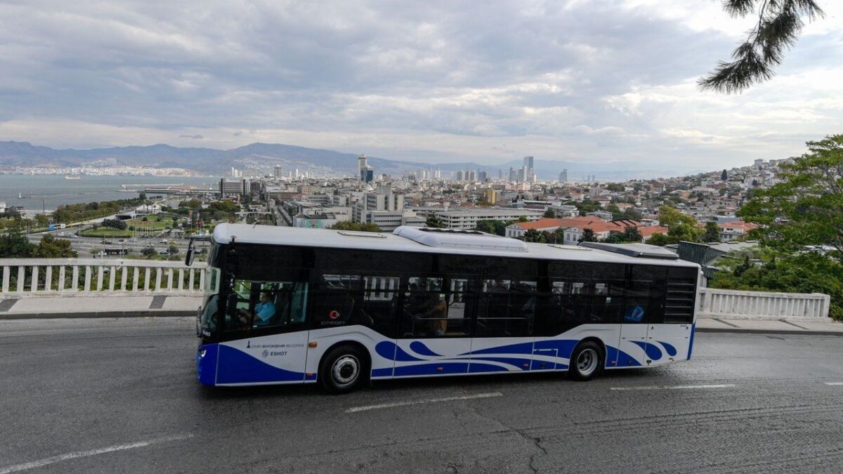 Toplu ulaşım seferlerine bayram düzenlemesi
