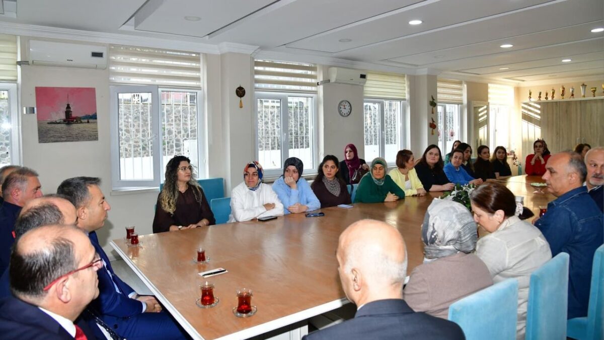 Trabzon Valiliği’nden Karşıyaka Mahallesi’ne ziyaret