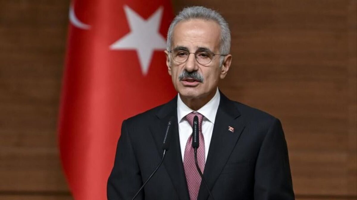 Bakan Uraloğlu'ndan milli hızlı tren mesajı