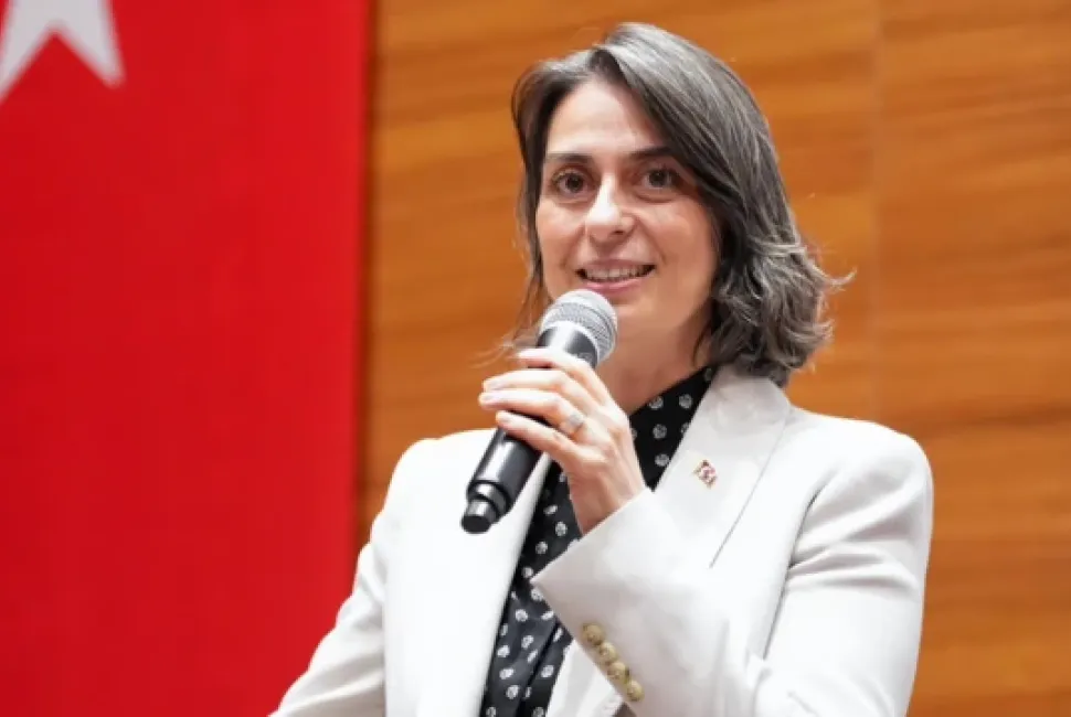 Üsküdar Belediye Başkanı Sinem Dedetaş'a ev hapsi şartıyla tahliye kararı