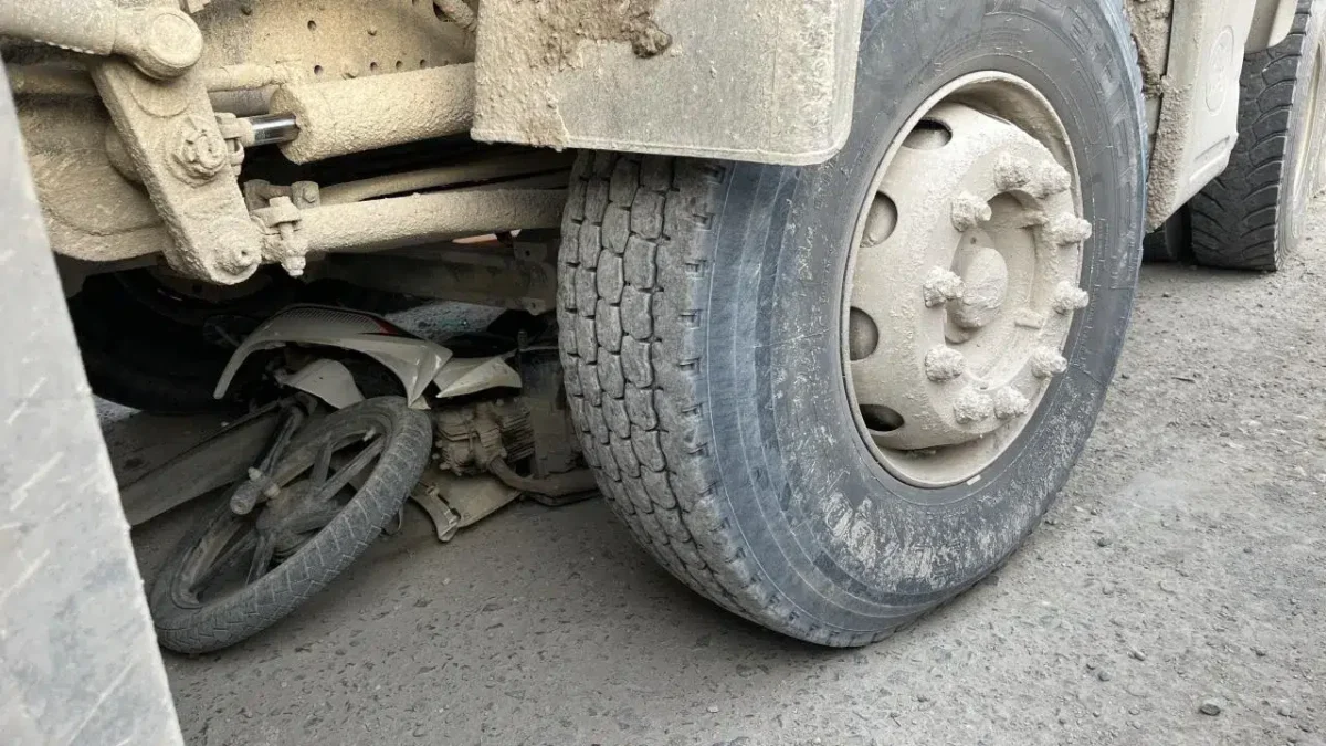 Hatay’da Hafriyat Kamyonu Motosikleti Ezdi: 1 Ölü