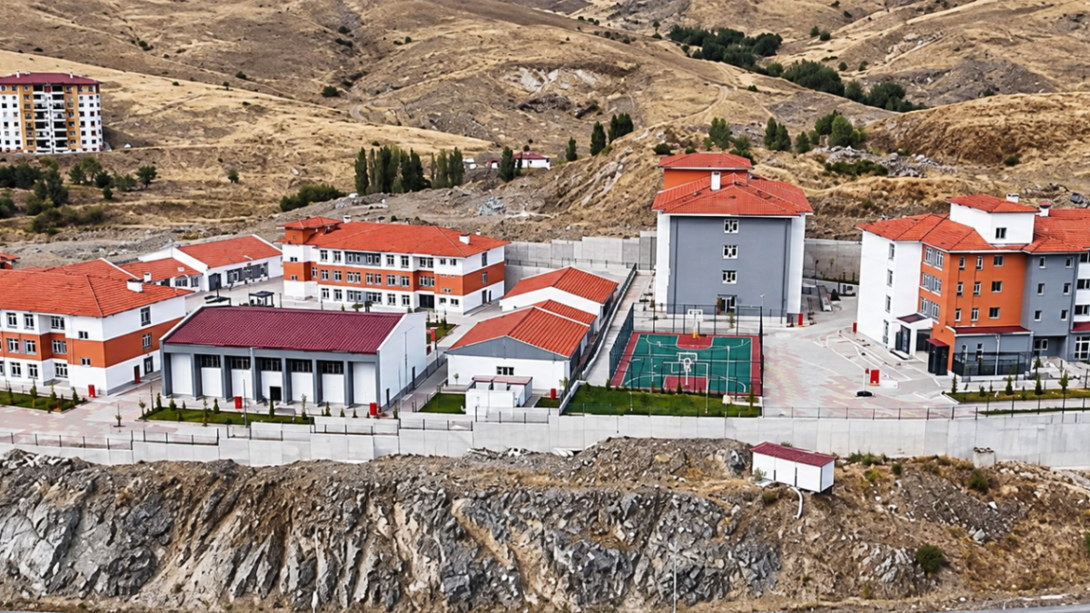Yozgat’a Dev Eğitim Yatırımı! 24 Derslikli Endüstri Meslek Lisesi Açılış İçin Gün Sayıyor